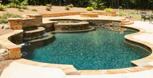 Call a Professional for Swimming Pool Maintenance in Coweta County