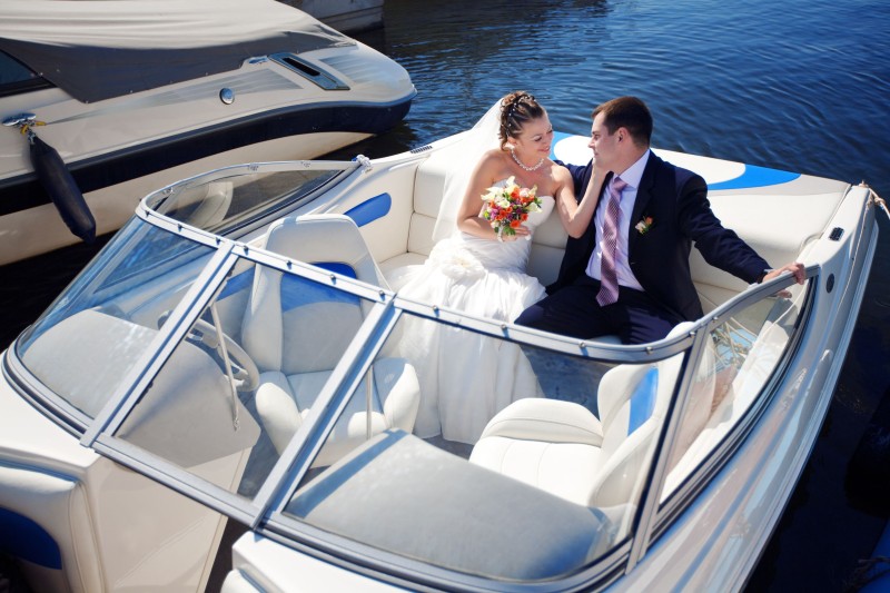 The Advantages of Hosting Your Wedding on a Boat in California